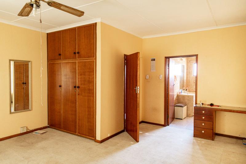 4 Bedroom Property for Sale in Riviersonderend Western Cape